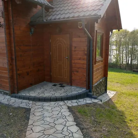山林小屋 U Charnasia